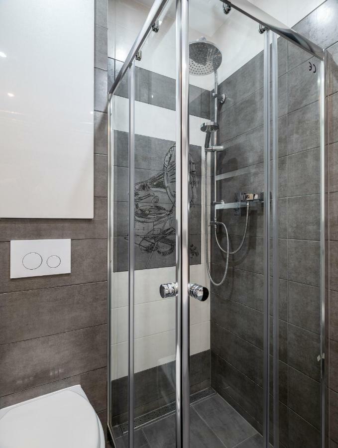 P&O Serviced Apartments Wawrzyszewska Warschau Buitenkant foto